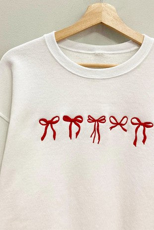 Sweet Claire embroidered mini bow crew neck